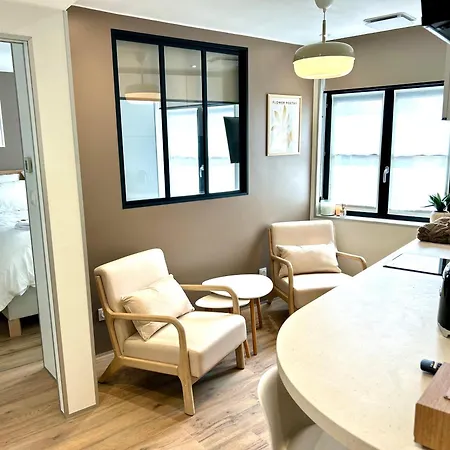 شقة Lillehosts 2, Vieux Lille, Newly Renovated, Modern & Stylish Apartment, Perfectly Located ليل
